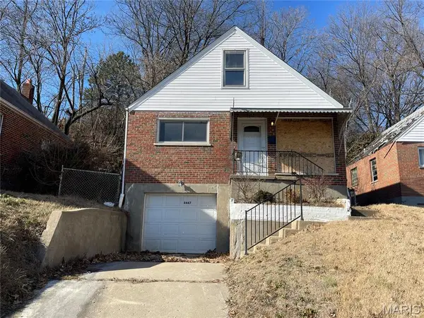 8447 Concord Place, St Louis, MO 63147