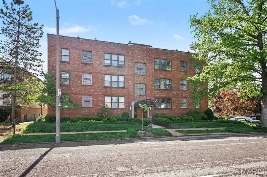 5005 Jamieson Avenue #1N, Saint Louis, MO 63109 - #2