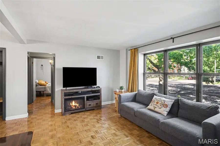 5005 Jamieson Avenue #1N, Saint Louis, MO 63109 - #3