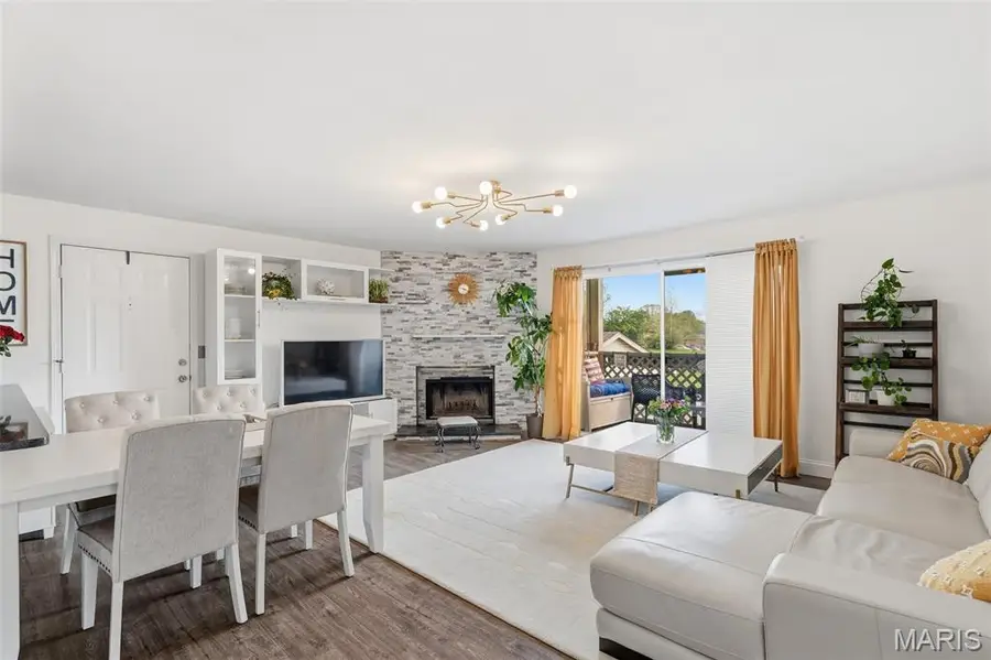 1217 Mangrove Lane #5, Saint Louis, MO 63125 - #3