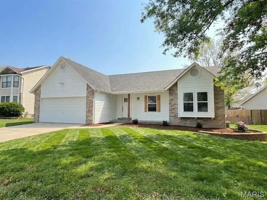 1262 Colby Drive, Saint Peters, MO 63376 - #2