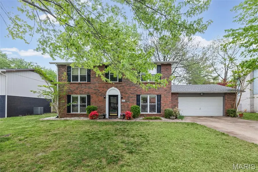 202 Debra Drive, Fairview Heights, IL 62208 - #2
