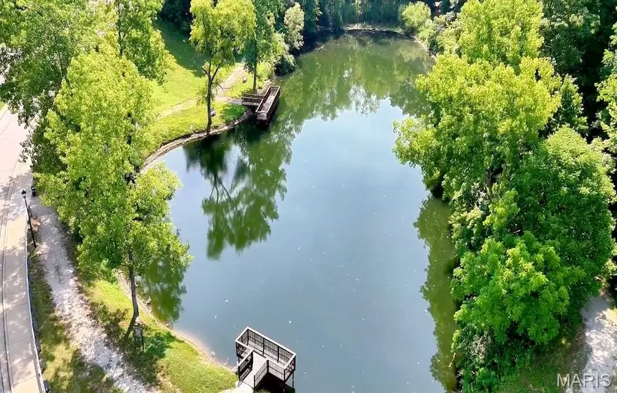 8037 Tahoe Ridge Lane, Caseyville, IL 62232 - #3