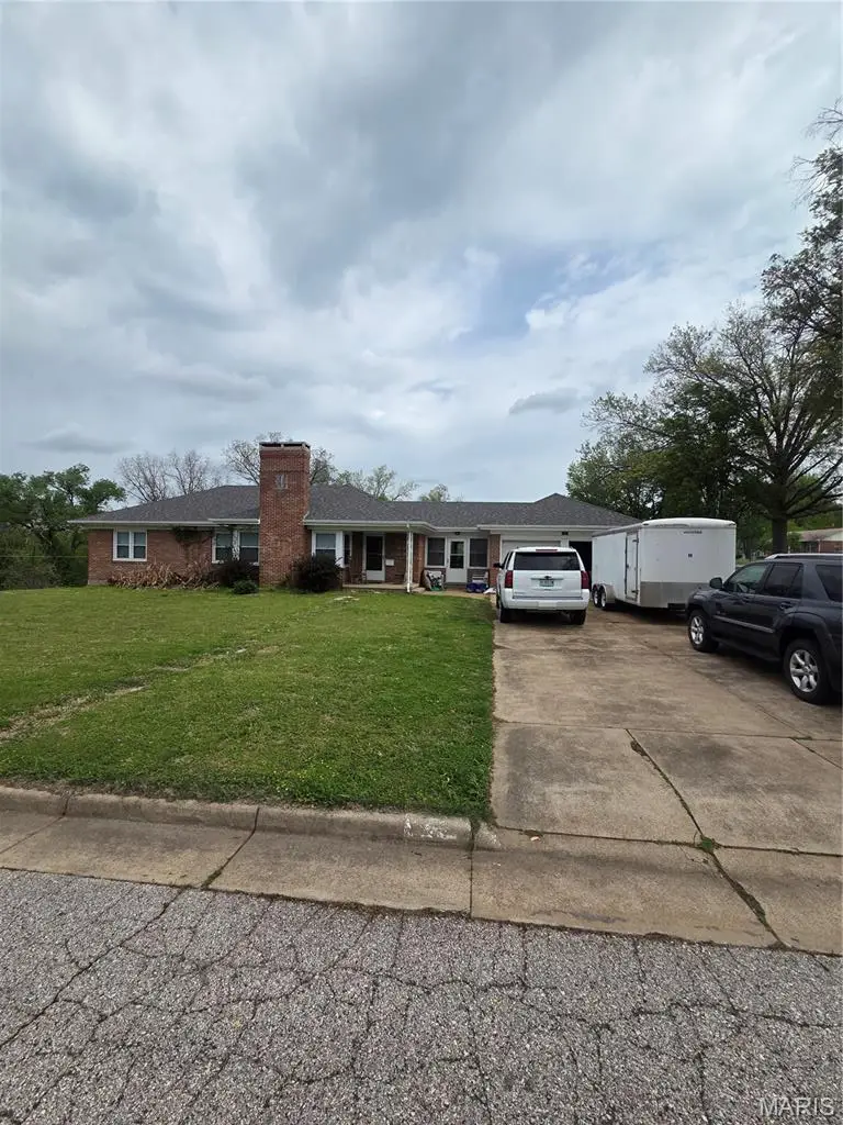 1311 E 3rd Street, Washington, MO 63090 - #1