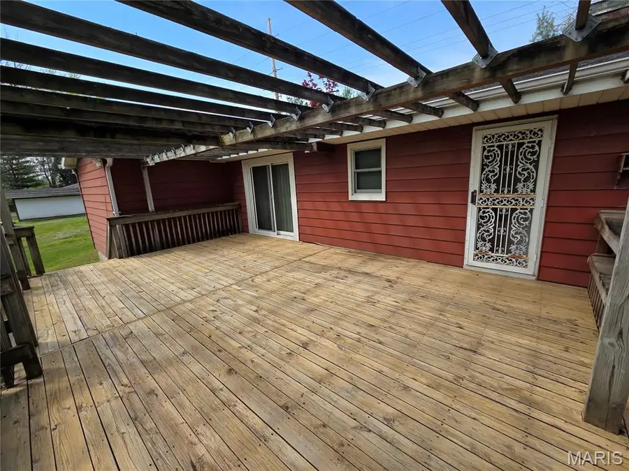 184 S Green Mount Road, Belleville, IL 62221 - #2