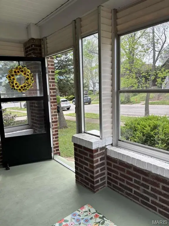 1464 Sproule Avenue, Saint Louis, MO 63139 - #3