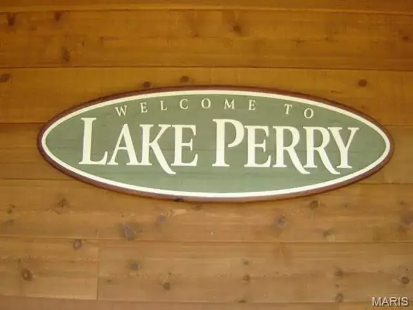 5053 Port Perry, Perryville, MO 63775