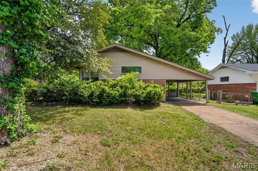 9946 Lanier Drive, Saint Louis, MO 63136 - #3