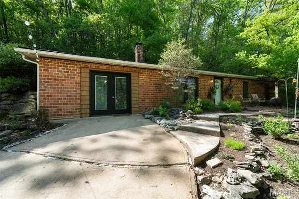 8075 Glenn Drive, Barnhart, MO 63012