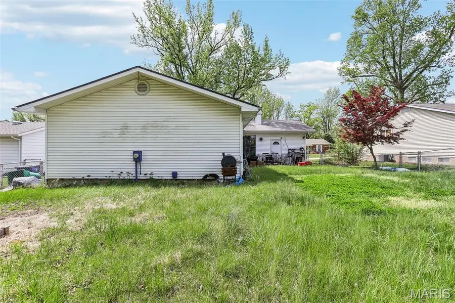 1684 Kew Gardens Drive, Florissant, MO 63031 - #3