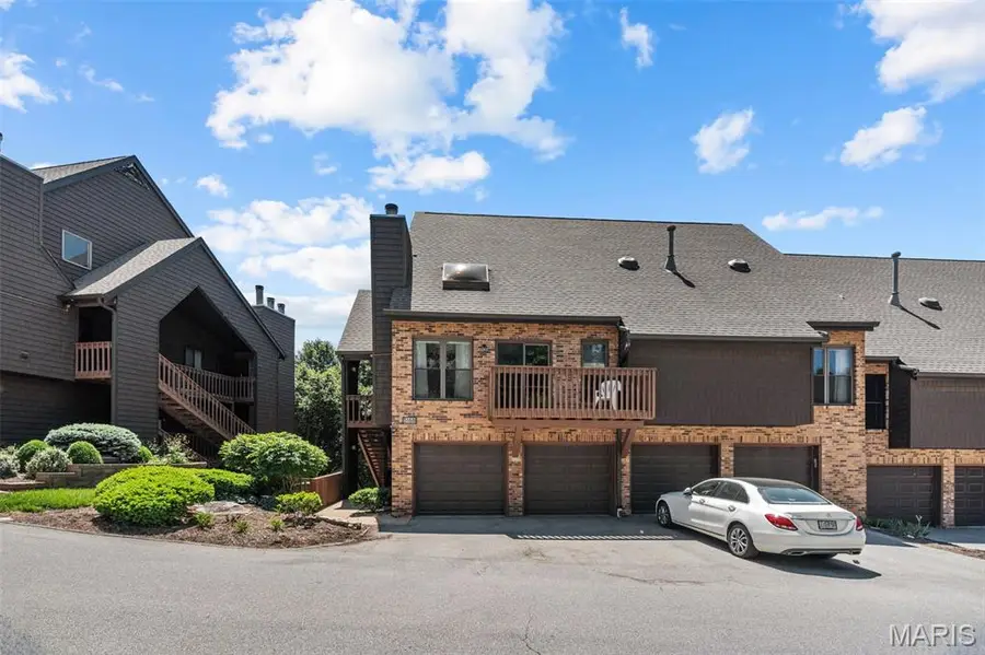 5168 Hollow Wood Court #D, Saint Louis, MO 63128 - #2