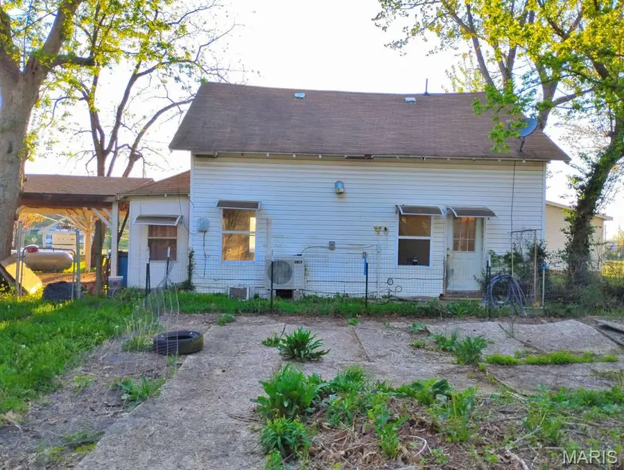 137 Junction Street, Raymondville, MO 65555 - #3