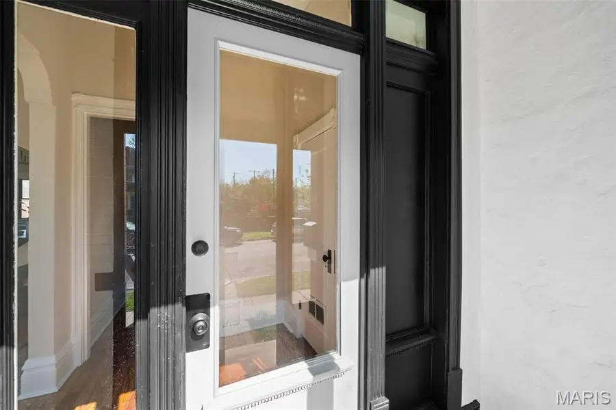 5405 Michigan Avenue, Saint Louis, MO 63111 - #3