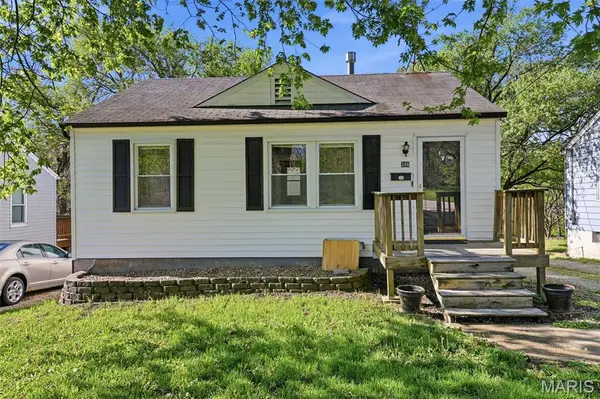 306 Oaklawn Avenue, Warrenton, MO 63383
