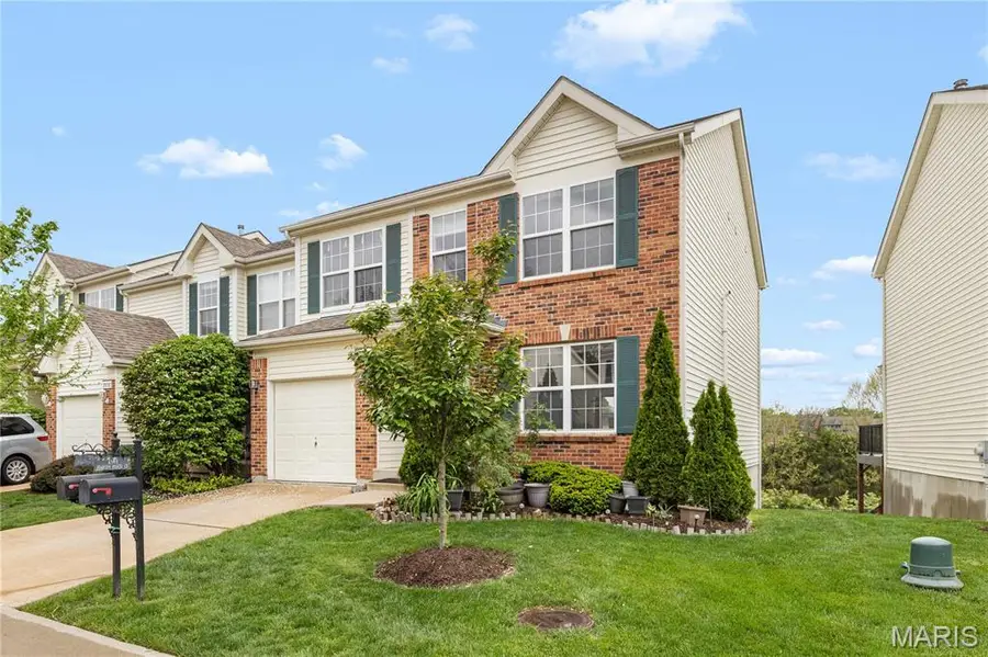 3560 Pearson Pointe Court, Saint Louis, MO 63129 - #2