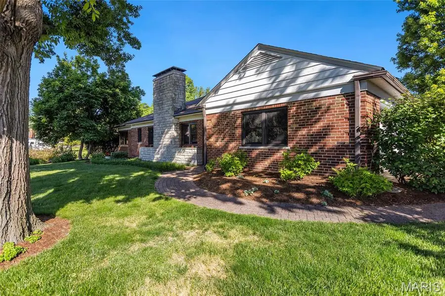 8015 New Haven Avenue, Affton, MO 63123 - #2