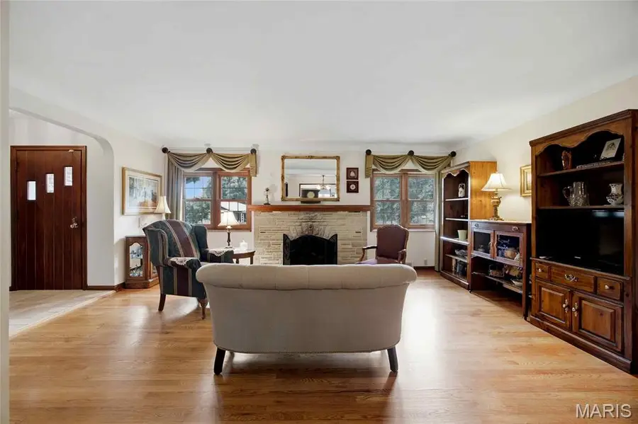 8015 New Haven Avenue, Affton, MO 63123 - #3