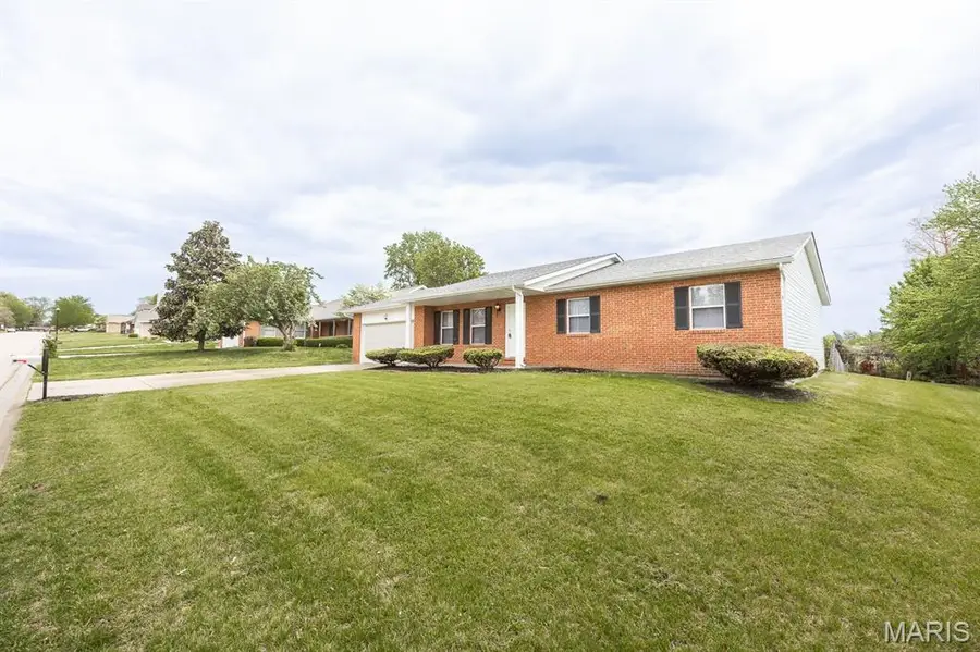116 Rio Verde Drive, Belleville, IL 62221 - #2
