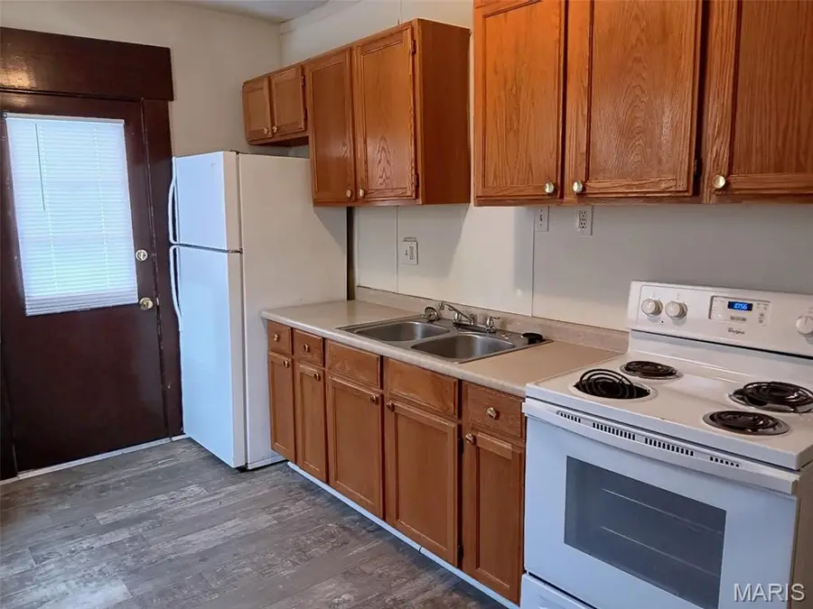 125 S 5th Street, Saint Charles, MO 63301 - #2