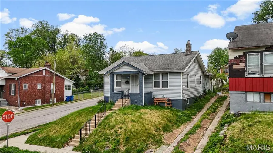 7102 Edison Avenue, Velda City, MO 63121 - #2