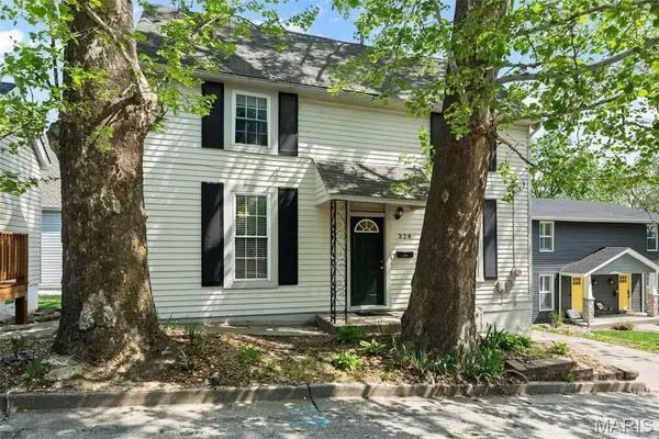 328 Franklin Street, St Charles, MO 63301