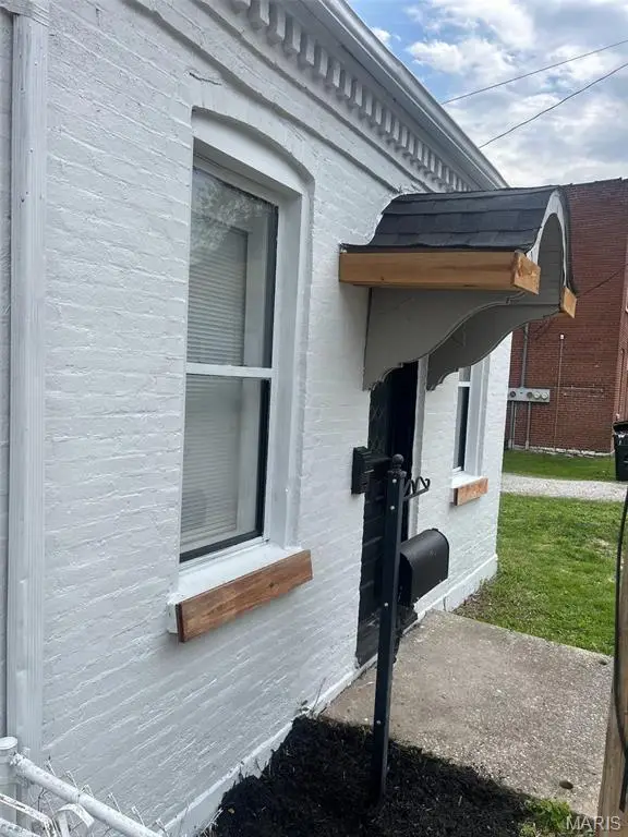 14 N 15th Street, Belleville, IL 62220 - #2