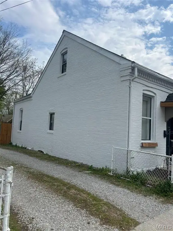 14 N 15th Street, Belleville, IL 62220 - #3