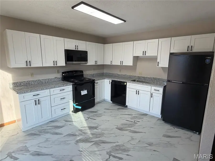 403 Nancy Drive, Ofallon, IL 62269 - #3