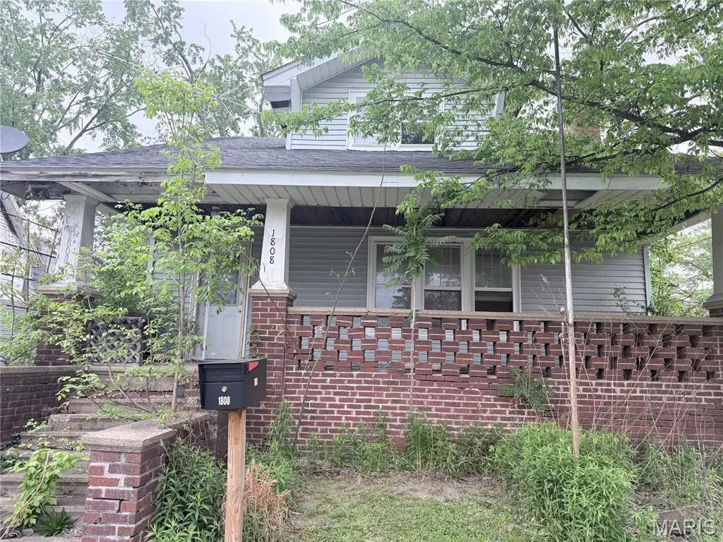 1808 Roosevelt, Eldorado, IL 62930 - #1