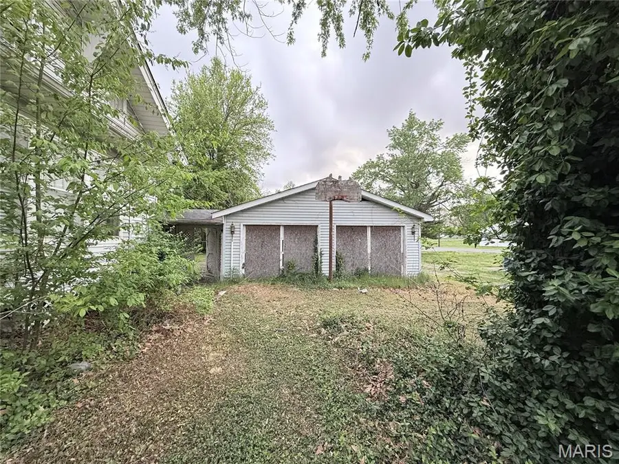 1808 Roosevelt, Eldorado, IL 62930 - #3