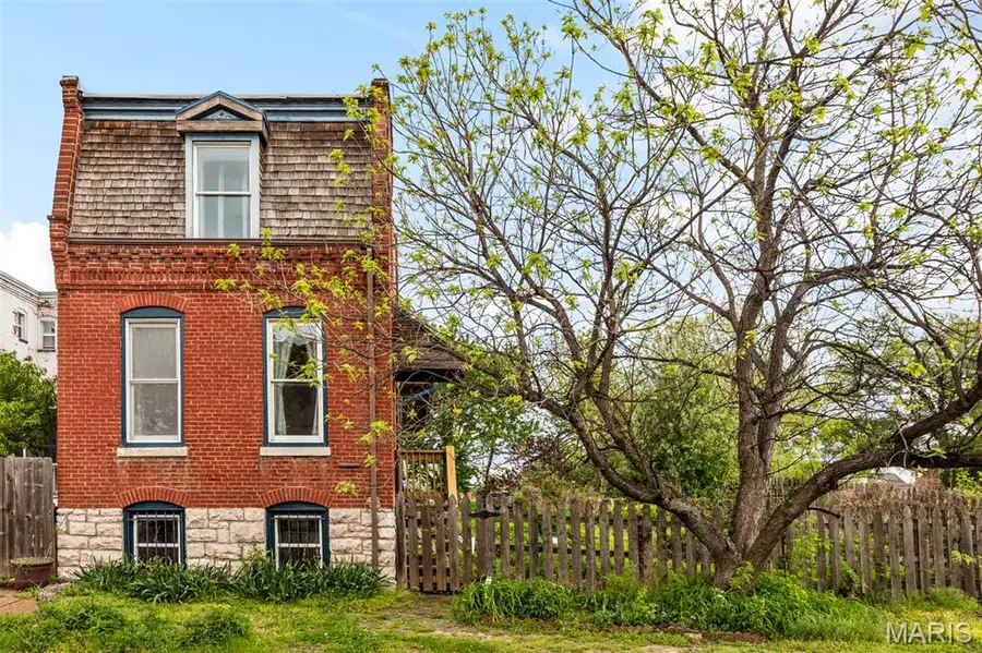 1871 Madison Street, Saint Louis, MO 63106 - #2