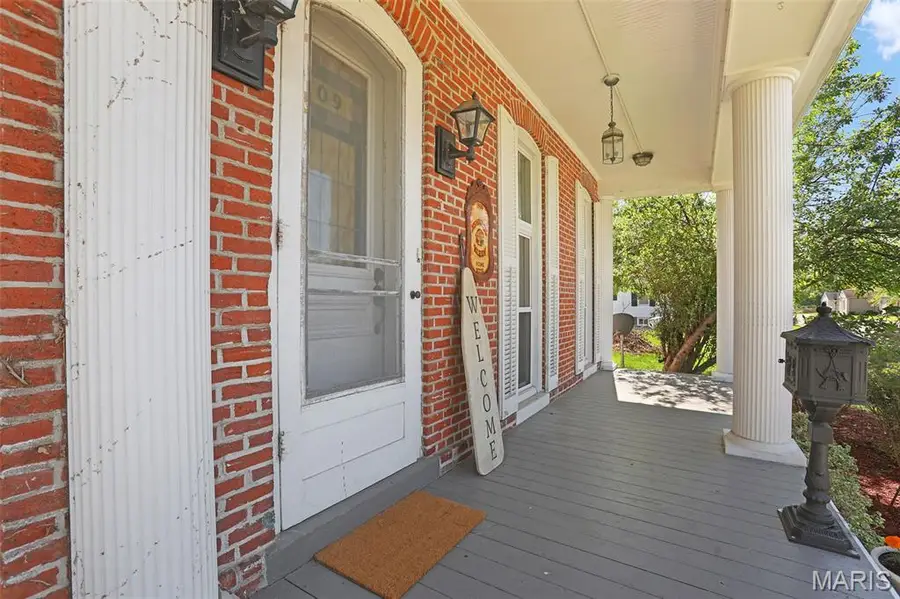 409 W Central Street, Bethalto, IL 62010 - #3