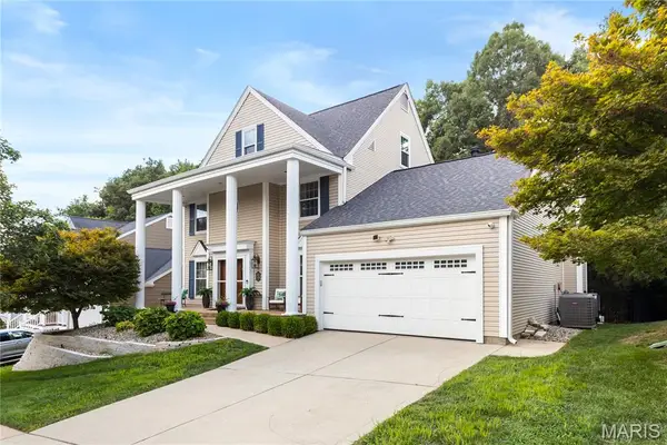 1233 Red Oak Plantation Drive, Ballwin, MO 63021