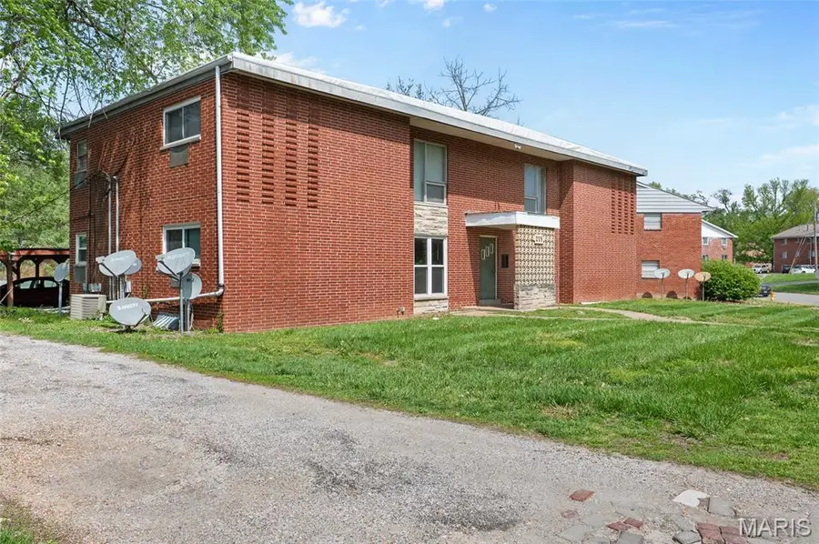 219 N 48th Street, Belleville, IL 62226 - #3