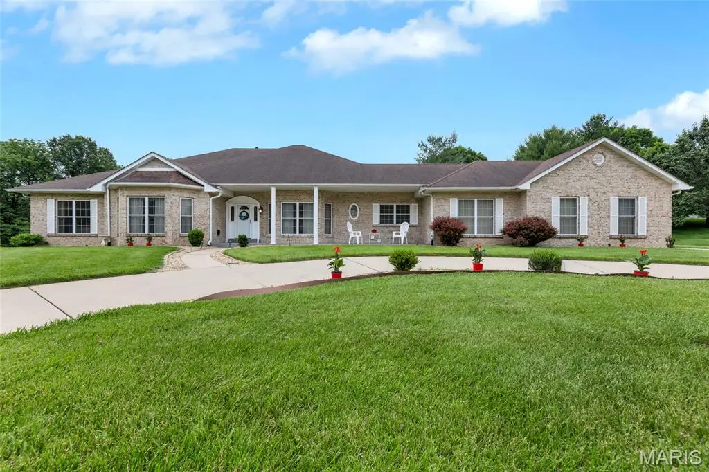 17971 Argonne Estates Drive, Florissant, MO 63034 - #1