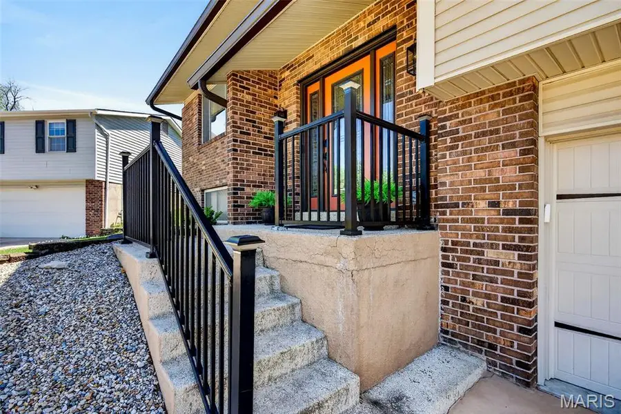 12538 Parkway Acres Court, Maryland Heights, MO 63043 - #3