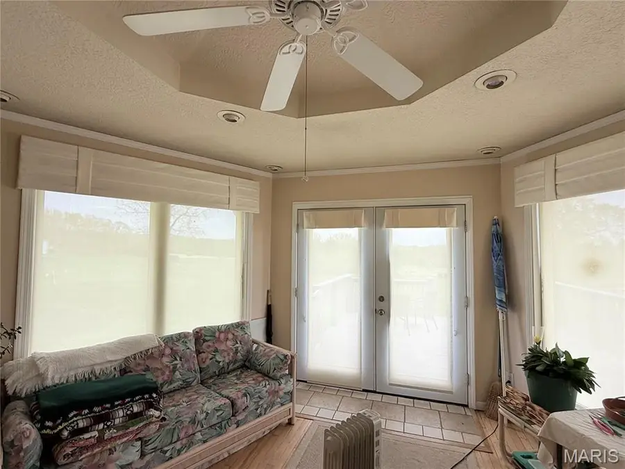 24306 Parade Drive, Lebanon, MO 65536 - #3