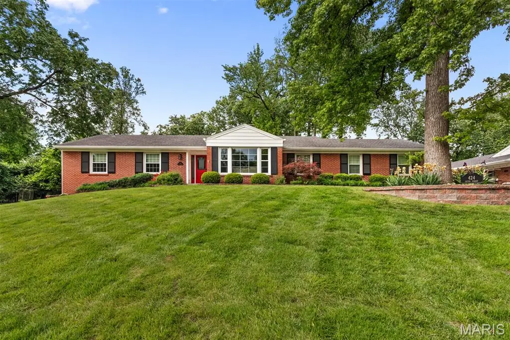 424 Geyer Forest Drive, Saint Louis, MO 63122 - #1