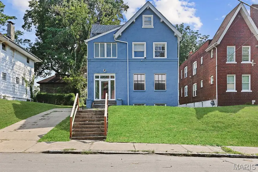 5946 Julian Avenue, Saint Louis, MO 63112 - #3