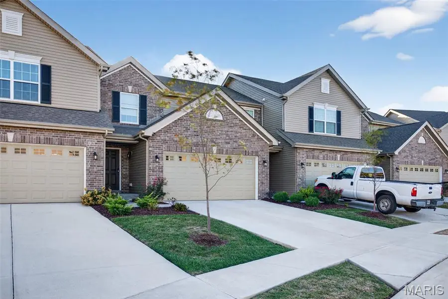 112 Deer Grove Court, Saint Peters, MO 63376 - #2