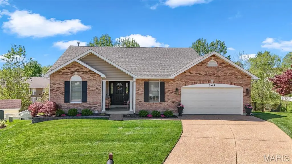 643 Country Squire Circle, Saint Peters, MO 63376 - #1
