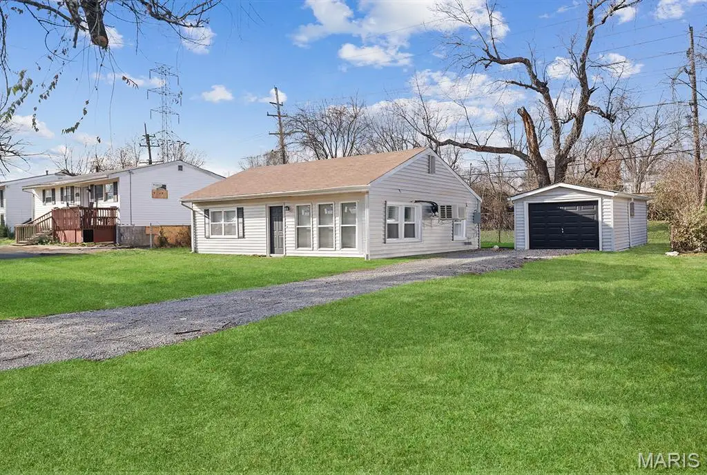 11893 Bridgevale Avenue, Saint Louis, MO 63138 - #1