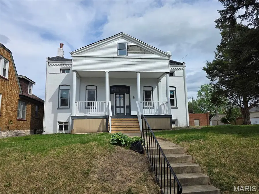 4136 Pennsylvania Avenue, Saint Louis, MO 63118 - #2