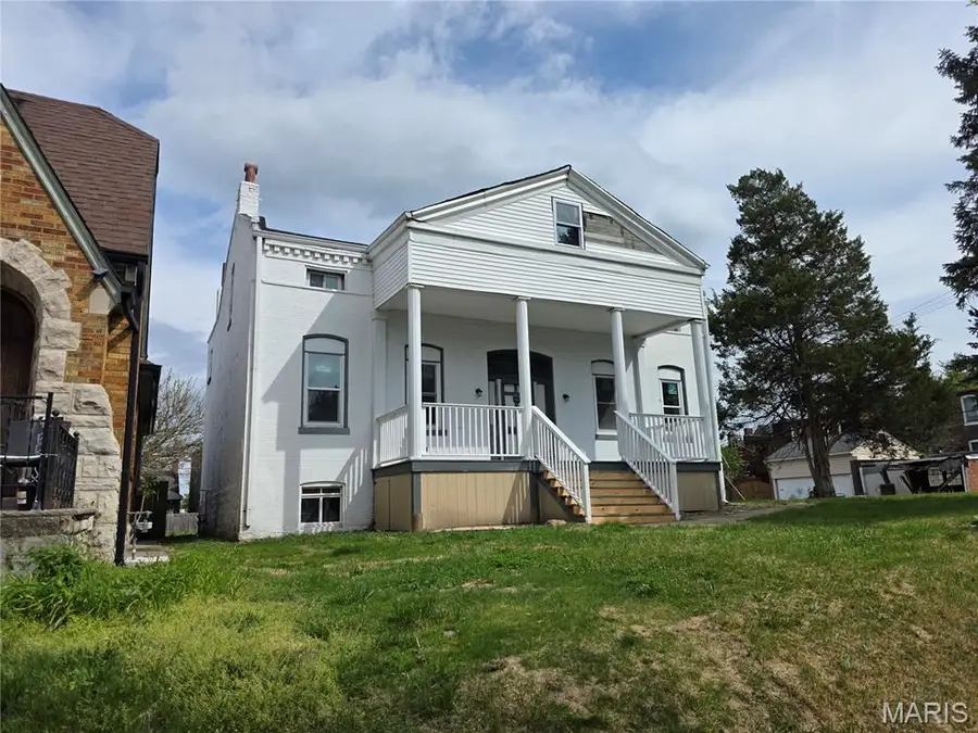 4136 Pennsylvania Avenue, Saint Louis, MO 63118 - #3