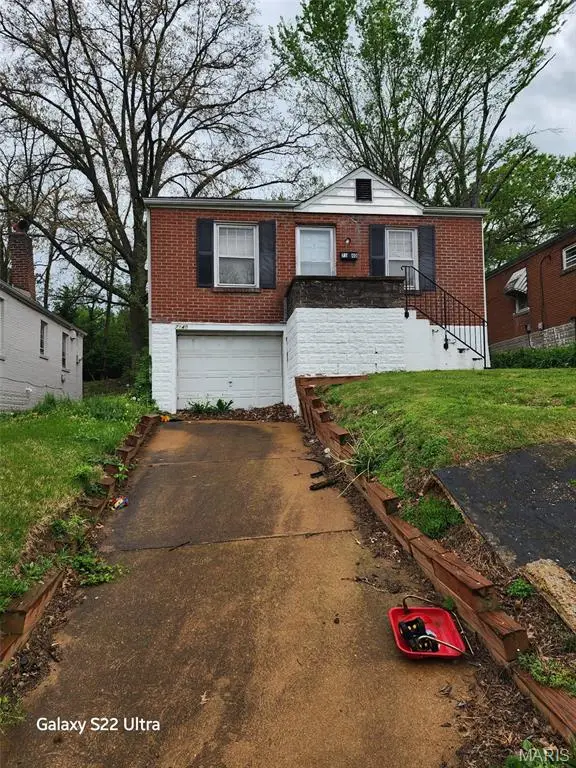 Address Withheld By Seller, Jennings, MO 63136