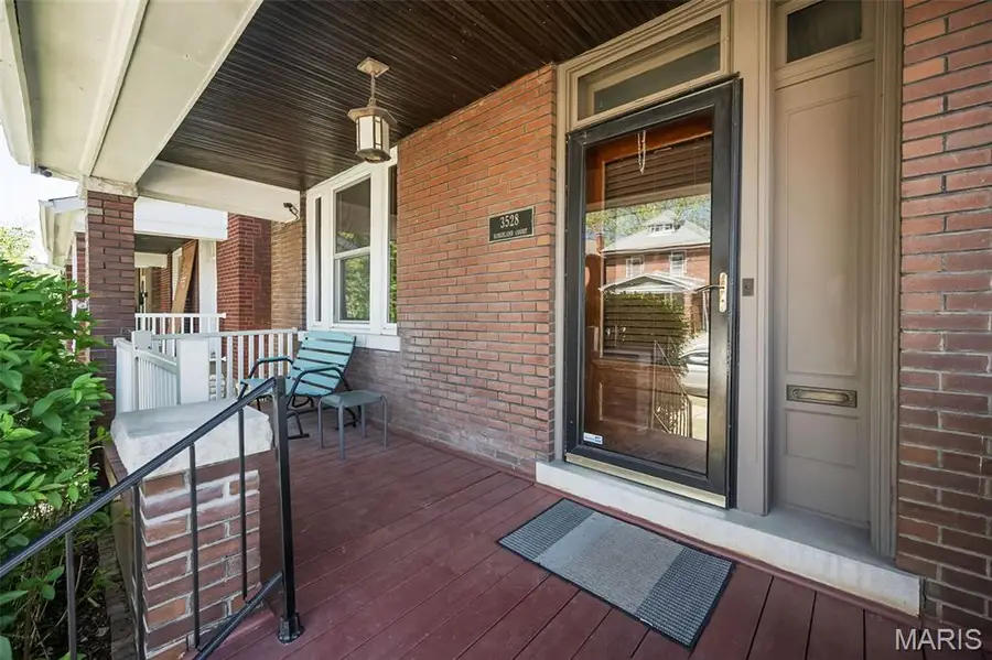3528 Kingsland Court, Saint Louis, MO 63111 - #3