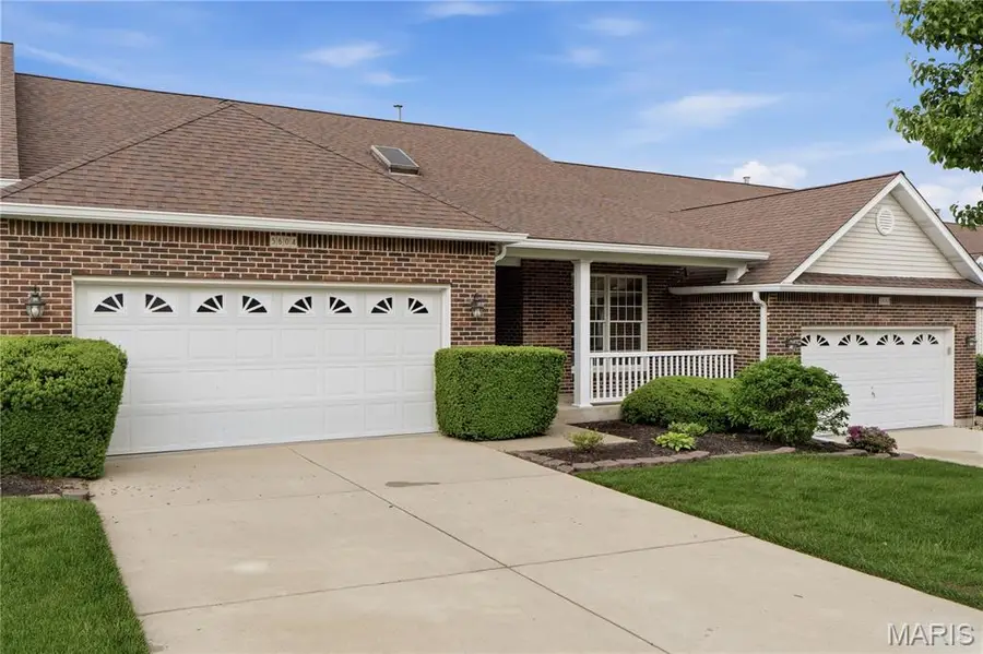 5604 Hillcamp Court, Saint Louis, MO 63128 - #3