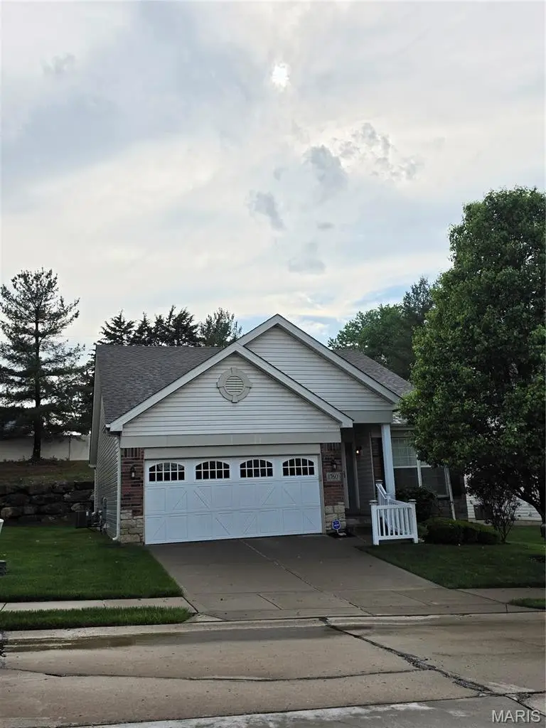 1760 Waterfall Drive, Saint Charles, MO 63303 - #2