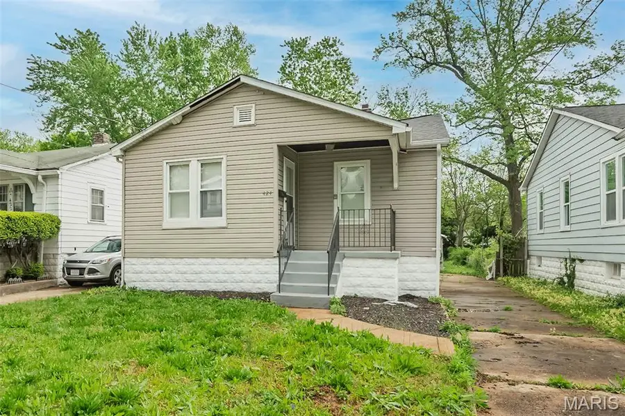 424 Georgia Avenue, Ferguson, MO 63135 - #3