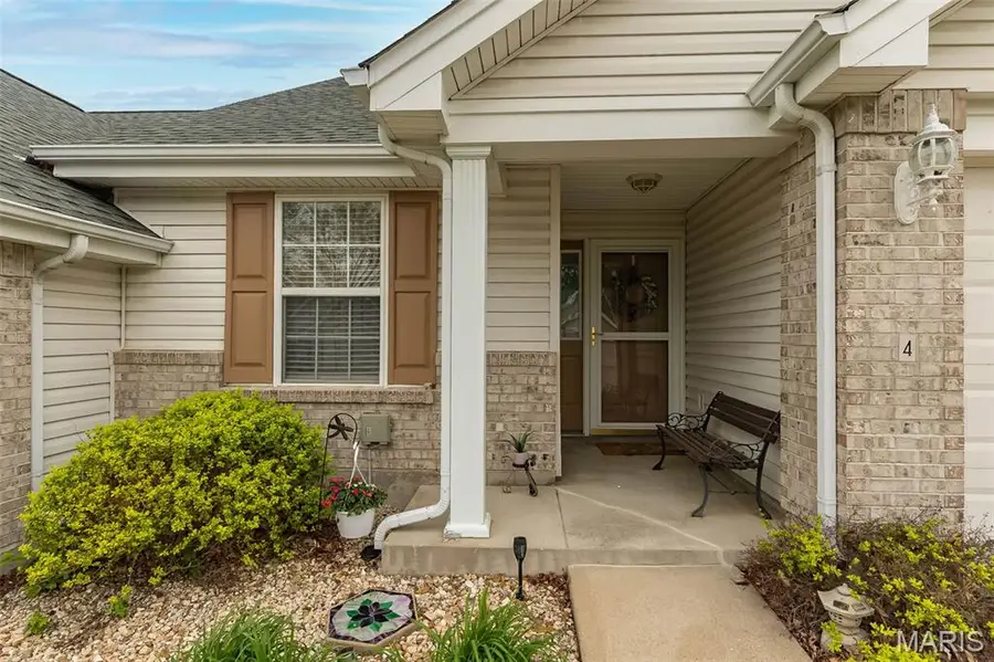 4 Quiet Meadow Court, Saint Peters, MO 63376 - #2